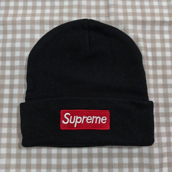 Supreme Unisex Black Knit Hat main image 4